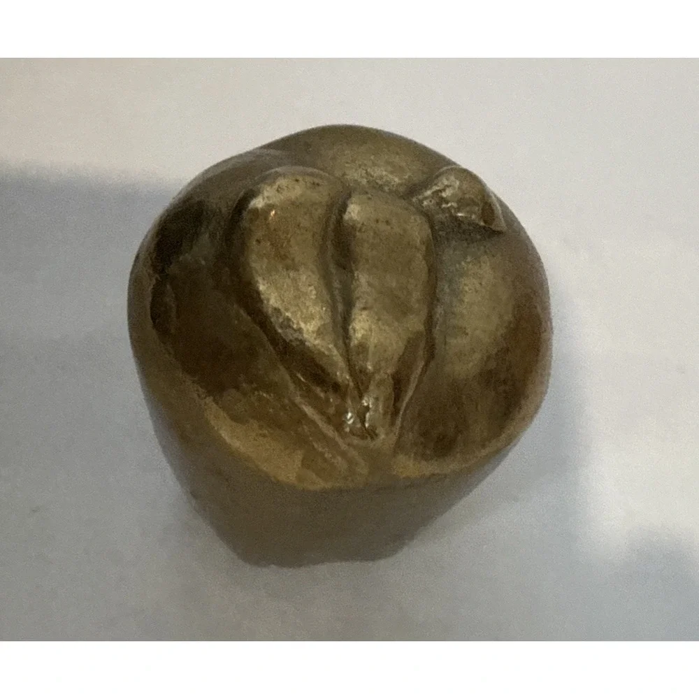 Vintage solid brass apple, pepper, fruit with leaf, paperweight Heavy